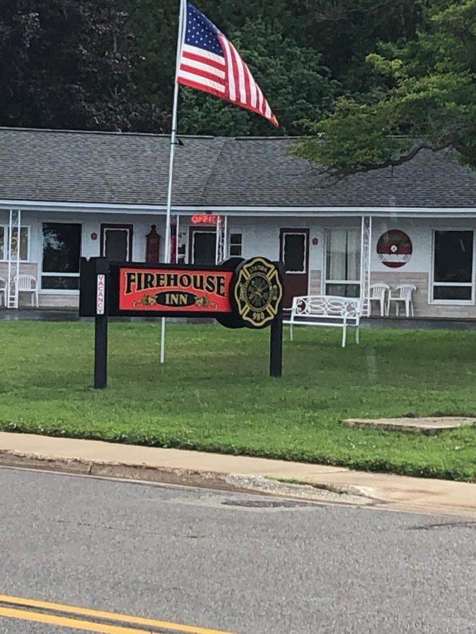 Firehouse Inn 圣伊尼亚斯 外观 照片