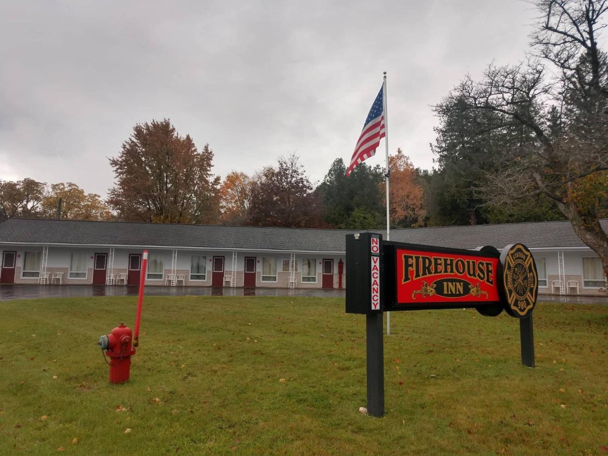 Firehouse Inn 圣伊尼亚斯 外观 照片