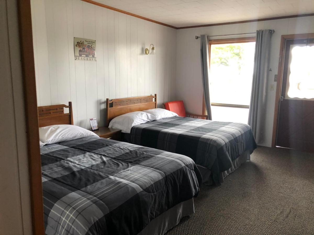 Firehouse Inn 圣伊尼亚斯 外观 照片