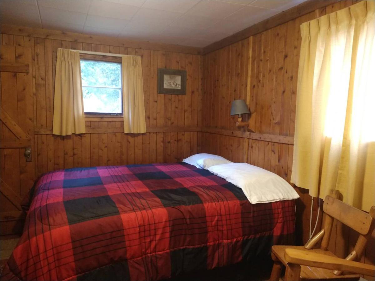 Firehouse Inn 圣伊尼亚斯 外观 照片